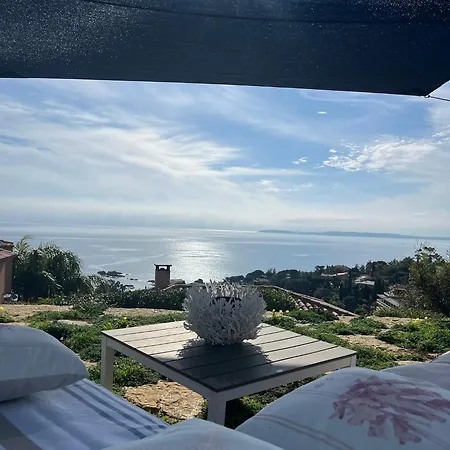 La De Saint Clair A Pied Guest house *