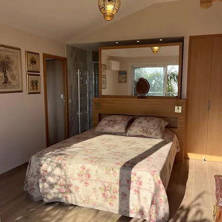 Saint Clair, La A Pied