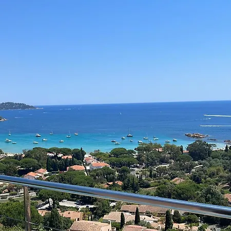 Saint Clair, La A Pied Πανσιόν 4*