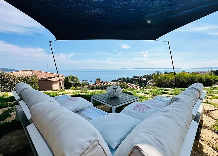 Saint Clair, La A Pied 4*